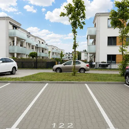 Lumina I Near Orientarium Zoo I Parking I Balcony
