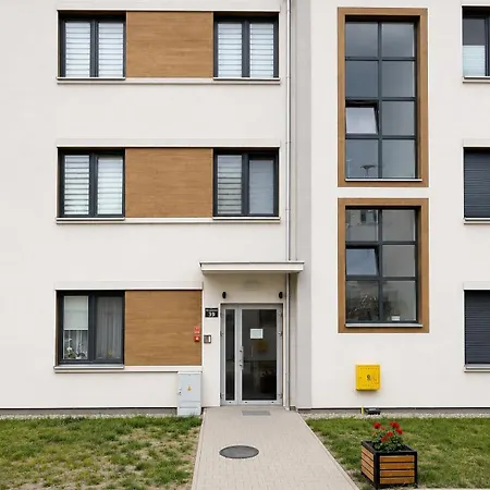 Lumina I Near Orientarium Zoo I Parking I Balcony